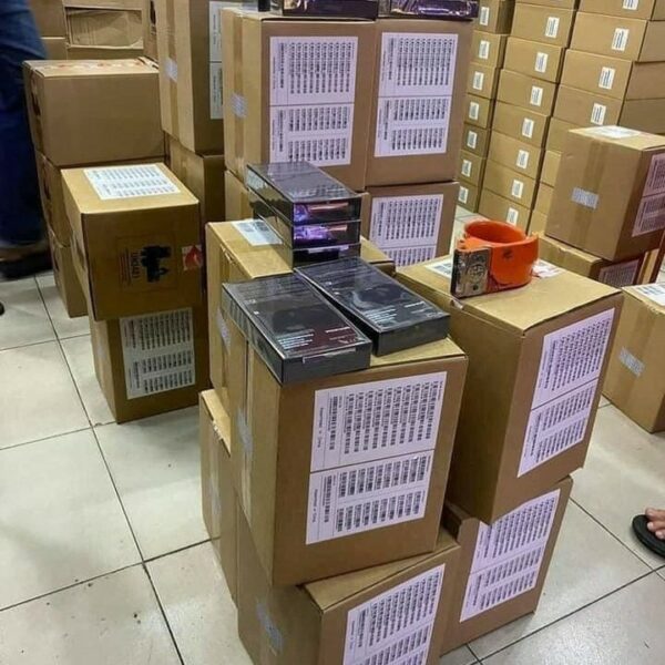 Buy iPhone Liquidation Pallets - Image 4